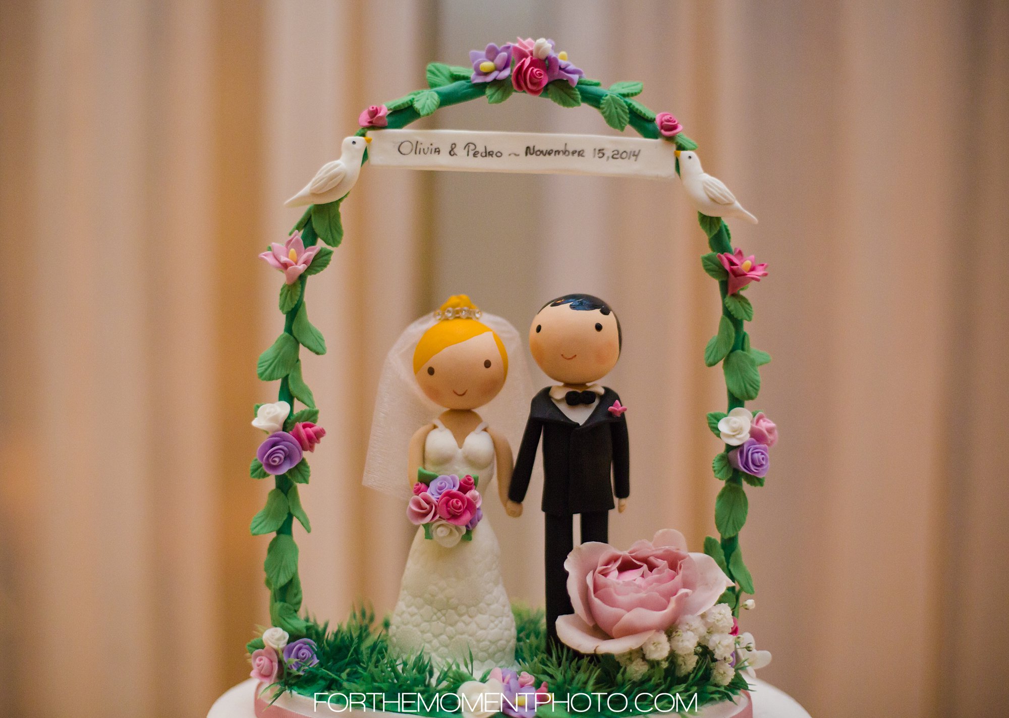 St Louis Wedding Cake Topper Neo On Locust Wedding Reception Photos