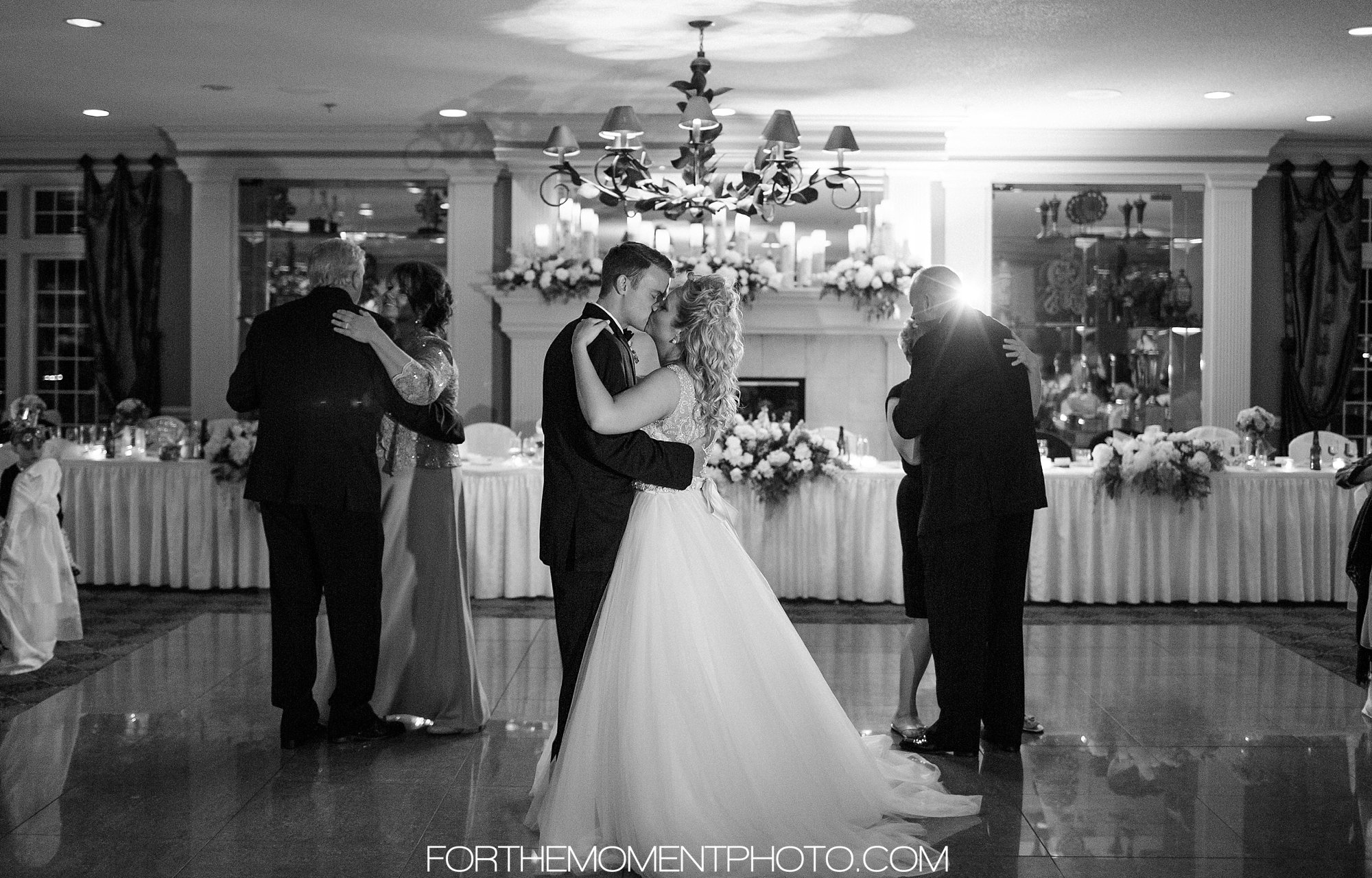 Whitmoor Country Club St Louis Wedding Photographers