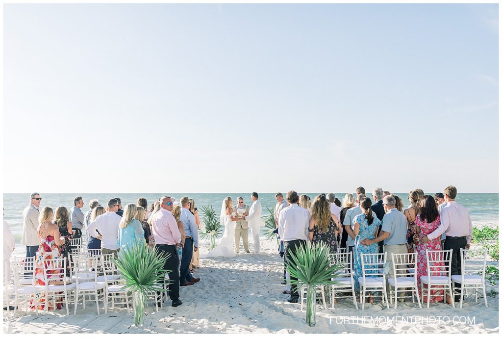 Edgewater Beach Hotel Wedding Photos